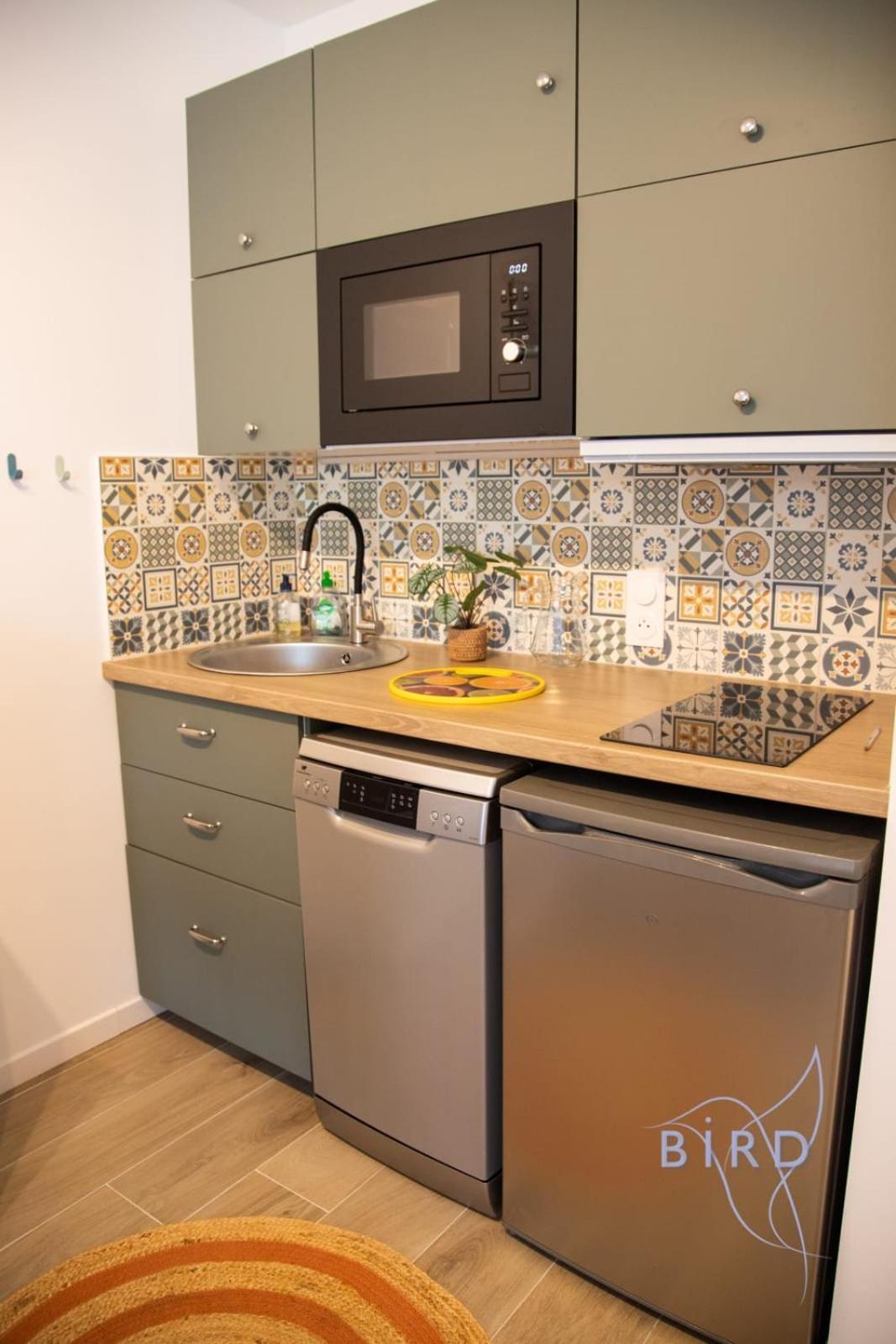 Appartement With Swimming Pool In Juan Les Pins