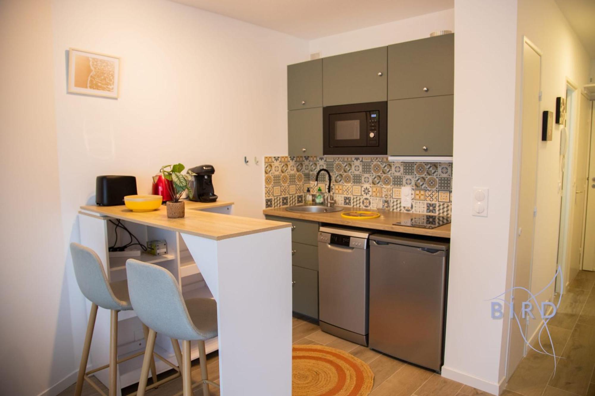 Apartamento With Swimming Pool In Juan Les Pins