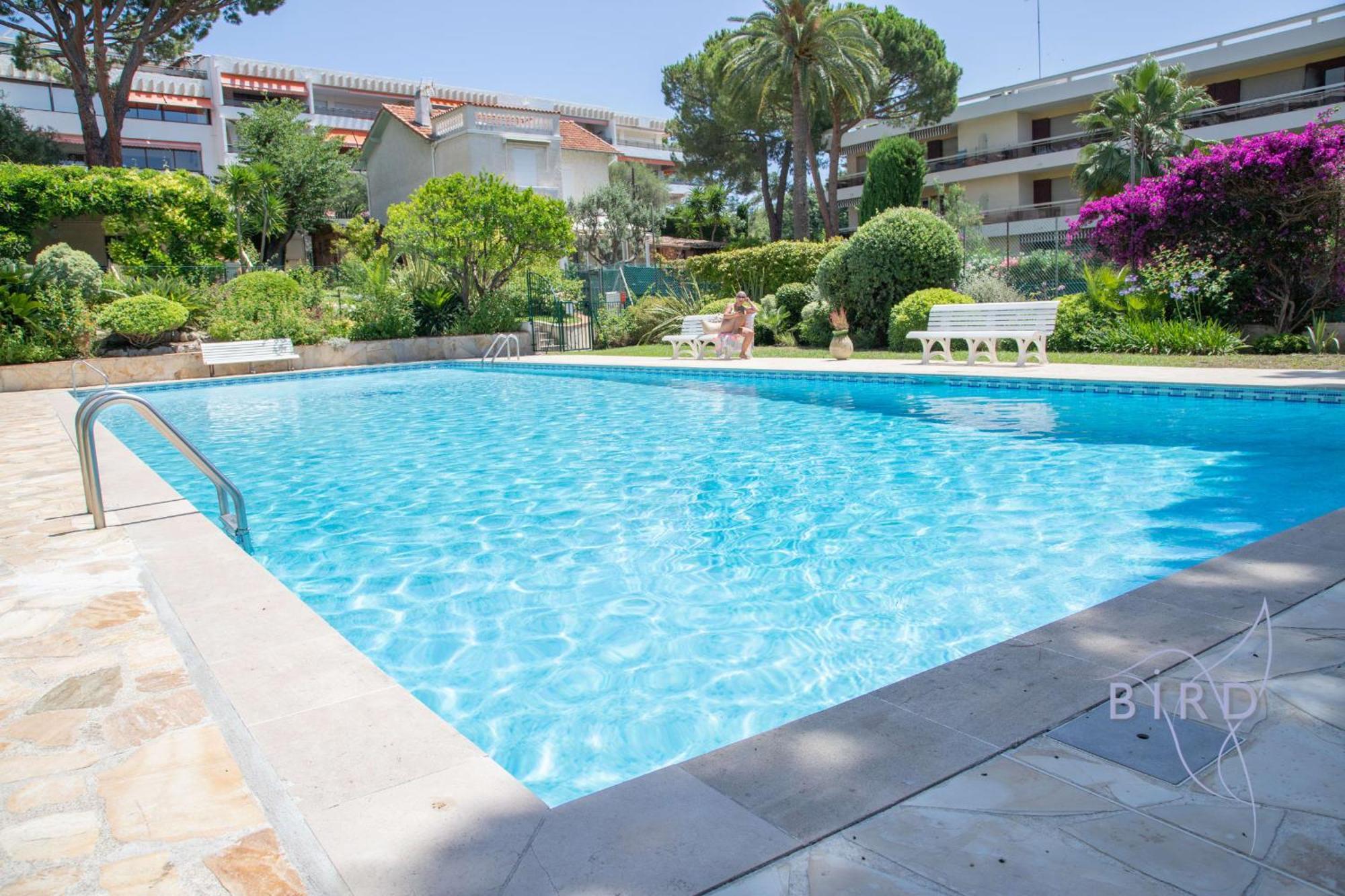 With Swimming Pool In Juan Les Pins Antibes